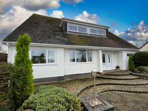 Photo 3- click for photo gallery